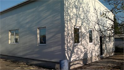 A kibővített telephely külső nézete